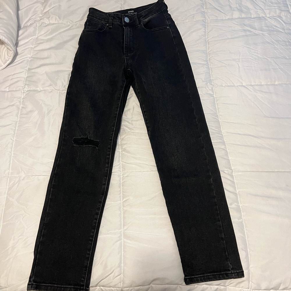 Black Wash Stretch Mom Jeans
